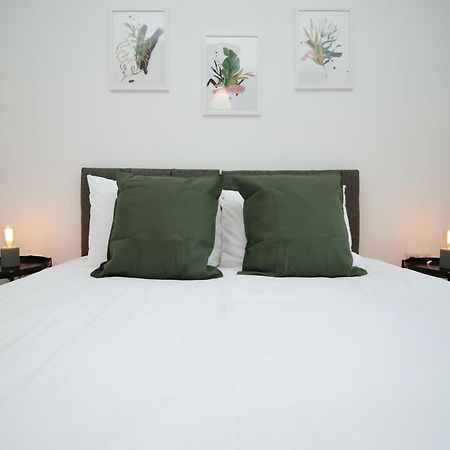 Fully Equipped Kitchen, Parking, City Centre Swansea Kültér fotó
