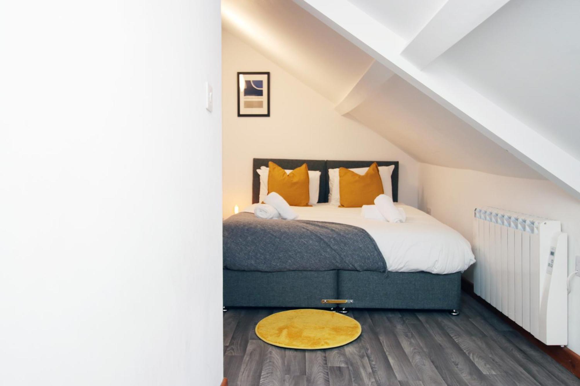 Fully Equipped Kitchen, Parking, City Centre Swansea Kültér fotó