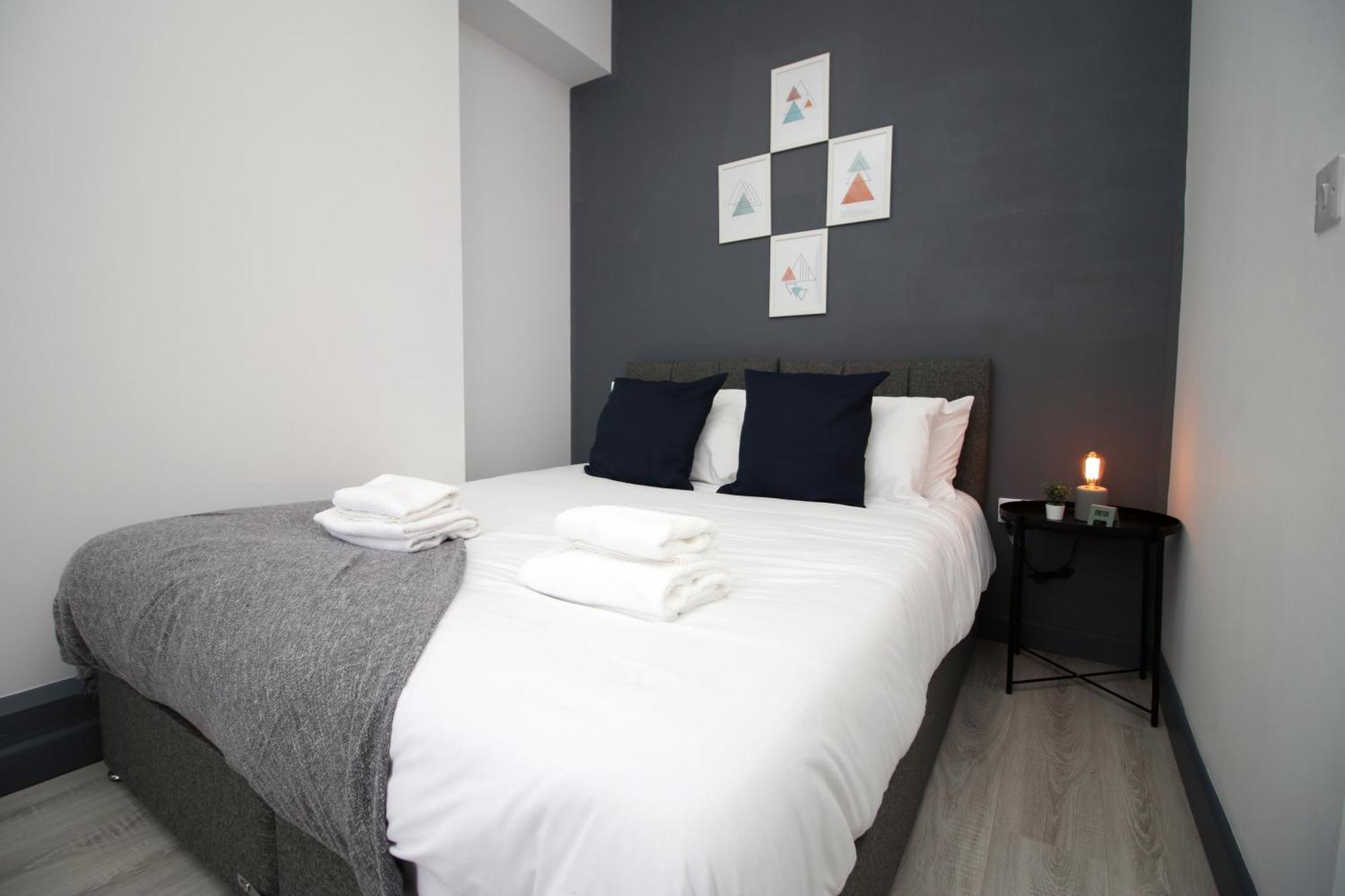 Fully Equipped Kitchen, Parking, City Centre Swansea Kültér fotó