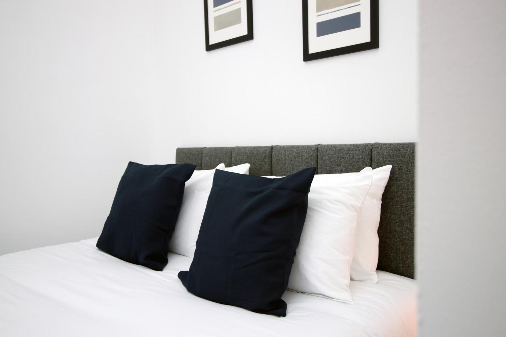 Fully Equipped Kitchen, Parking, City Centre Swansea Kültér fotó